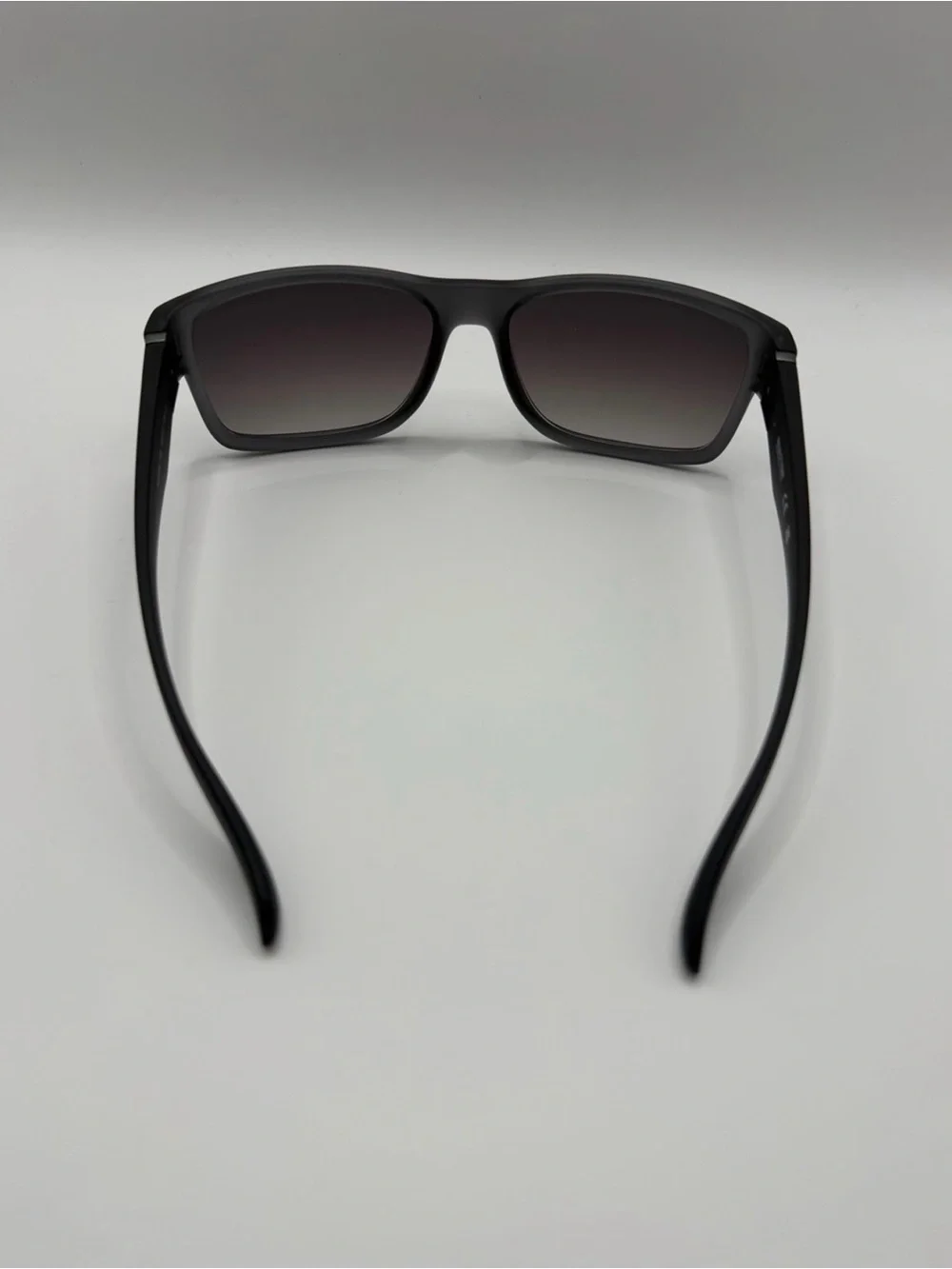 Kenneth Cole Reaction 1246 20B Sunglasses Black Gradient 58-17-138 New w/ Pouch